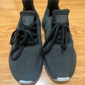 Women’s original swift run knit by Adidas size 7.5 W- black
